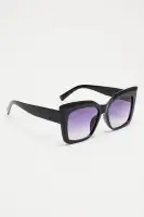 Sassy Girl Sunglasses(Black,OS)