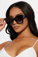 Sassy Girl Sunglasses(Black,OS)