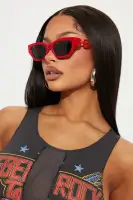 Love Chain Sunglasses(Red,OS)